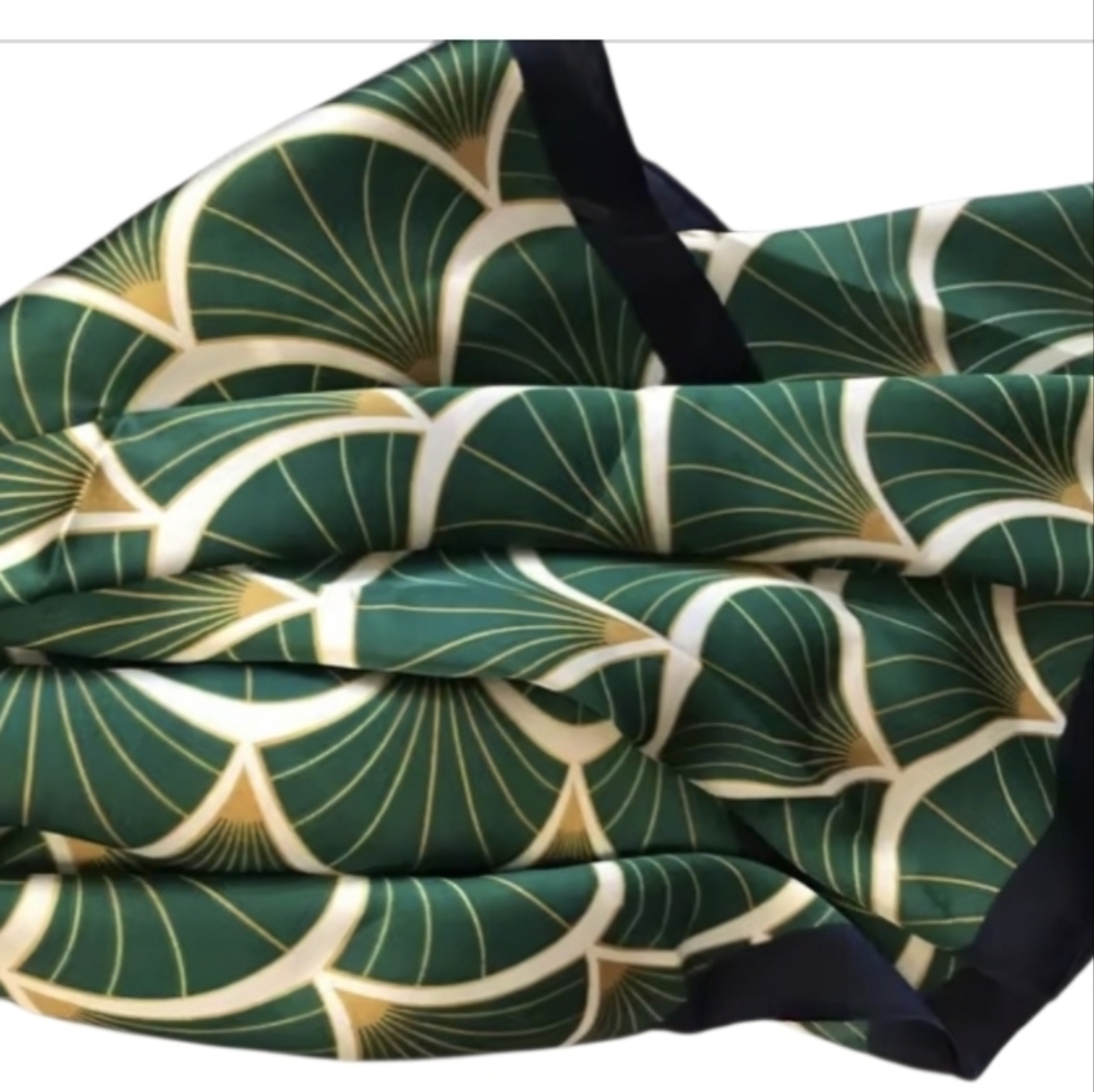 New! Emerald Green Art Deco Square Scarf - Mermaid Scale Neckerchief | NWOT (A2) - Picture 2 of 8